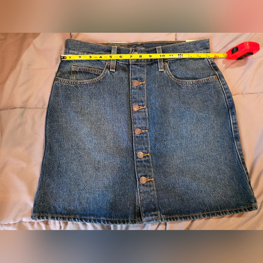 Levi's Premium Retro Button-Front Skirt